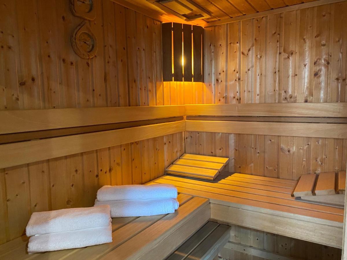 Family & Business Sauna Apartments Klonowa Nad Zalewem, Unikat Spa Кельце Екстер'єр фото